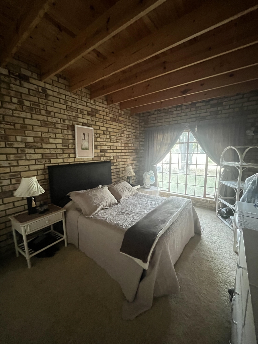 4 Bedroom Property for Sale in Potchefstroom Rural North West